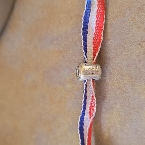 Super cute pandora style BEER can charm. No stamp of any kind. BUNDLE & SAVE